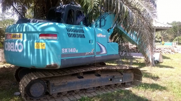 ขายรถแมคโครkobellco sk140 super X ราคา2500000