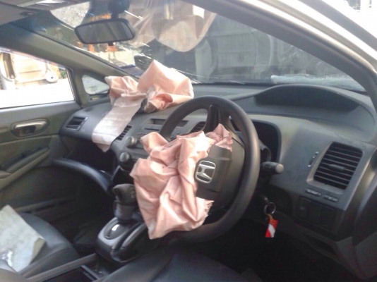 ฮอนด้านิวส์ซีวิค เครื่อง1800 เครื่องเกียรสมบูรณ์มากไม่เคยติดเเก๊สเเยกขายอะไหลทุกชิ้นมีหลายโทรสอบถามได้ ฮอนด้านิวส์ซีวิค เครื่อง1800 เครื่องเกียรสมบูรณ์มากไม่เคยติดเเก๊สเเยกขายอะไหลทุกชิ้นมีหลายโทรสอบถามได้