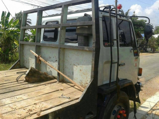 ขายเทเลอร์หางปลา isuzu FVM 195แรง สองเพลาขาย750000