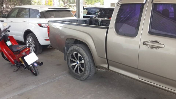 หัวเก๋งพร้อมกระบะเชฟอุปกรณ์ครบ สภาพสวย รถไม่โดนมาครับ หัวเก๋งพร้อมกระบะเชฟอุปกรณ์ครบ สภาพสวย รถไม่โดนมาครับ