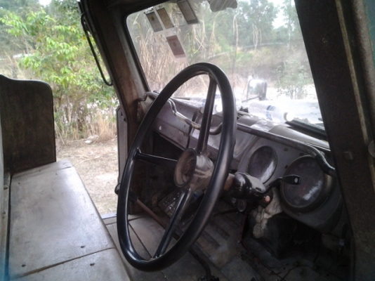 ขายสิบล้อหน้ายาวบรรทุกรถเกี่ยวข้าว พร้อมใช้ เครื่อง 6bf1  โทรเลยครับ 0883224565