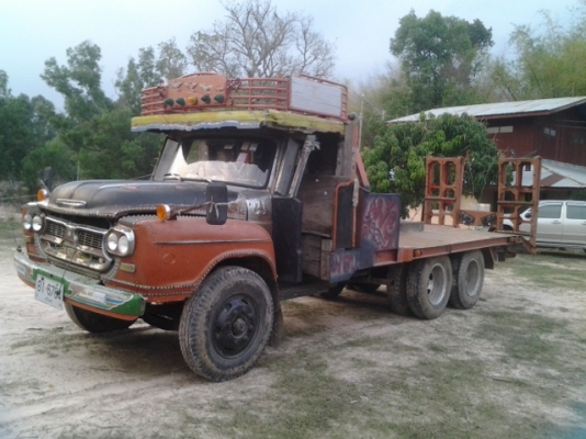 ขายสิบล้อหน้ายาวบรรทุกรถเกี่ยวข้าว พร้อมใช้ เครื่อง 6bf1  โทรเลยครับ 0883224565