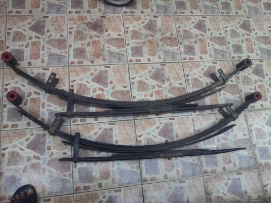 แหนบหลัง procom