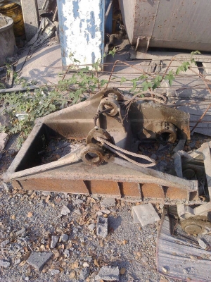 ขายชุดกระบอกดั้ม 12 ตัน (มี 2 ชุด )ราคา 60000 บาท ถอดจากรถพ่วง  โทร 0843376760