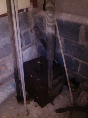 ขายชุดกระบอกดั้ม 12 ตัน (มี 2 ชุด )ราคา 60000 บาท ถอดจากรถพ่วง  โทร 0843376760