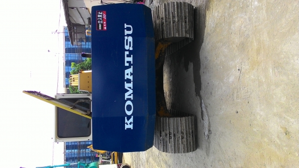 ขายด่วน รถขุด KOMATSU PC120-5   เก่าไทย   สวย  สภาพดี  พร้อมใช้งาน  ราคากันเอง โทร  สุชาติ 061-4039868