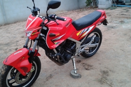 ขายสี่สูบทะเบืยนแท้250ccหรือแลกcbr150คาบู