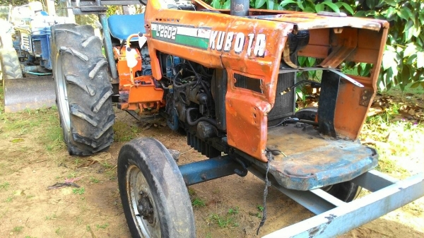 ขายรถไถ KUBOTA L2602 เครื่องยนต์4สูบ 26แรง ราคา50,000 ขายรถไถ KUBOTA L2602 เครื่องยนต์4สูบ 26แรง ราคา50,000