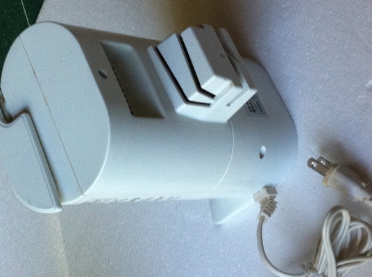 เครื่องเปิดกระป๋องและเจียร์ลัลคมมีด PERFECT ด้วยระบบไฟฟ้า เครื่องเปิดกระป๋องและเจียร์ลัลคมมีด PERFECT ด้วยระบบไฟฟ้า