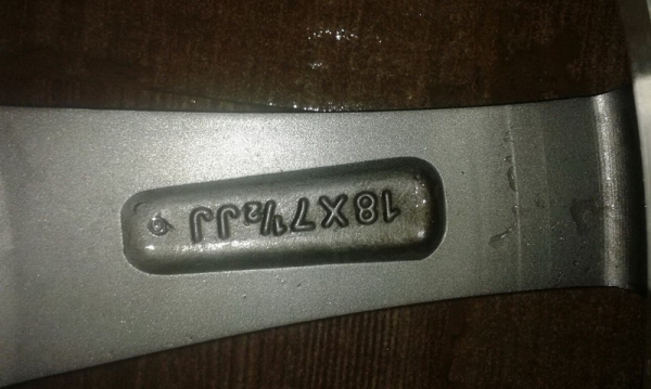 ขายล้อซิ่งญี่ปุ่นแนวๆของAxiarขอบ18/5ก้านยกสีGun5รู114.3กว้าง7.5off40สวย฿5500ลดได้คับ