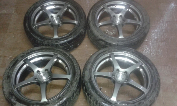 ขายล้อซิ่งญี่ปุ่นแนวๆของAxiarขอบ18/5ก้านยกสีGun5รู114.3กว้าง7.5off40สวย฿5500ลดได้คับ