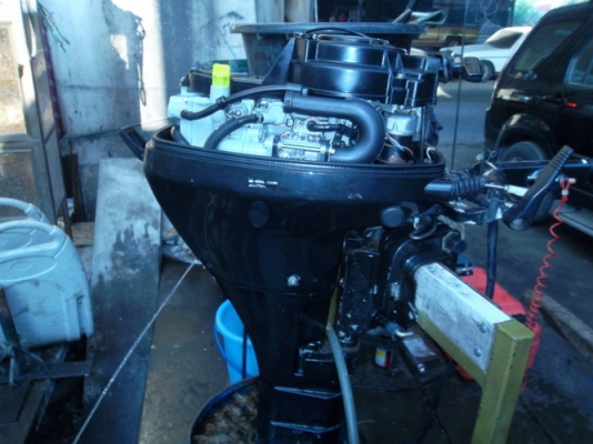 เครื่องเรือsuzuki 9.9hp four stoke เครื่องเรือsuzuki 9.9hp four stoke