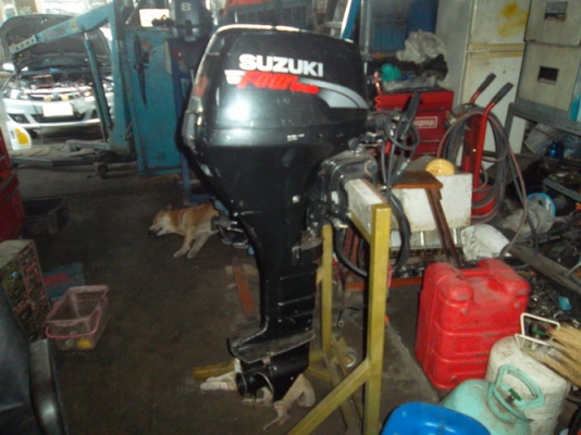 เครื่องเรือsuzuki 9.9hp four stoke เครื่องเรือsuzuki 9.9hp four stoke
