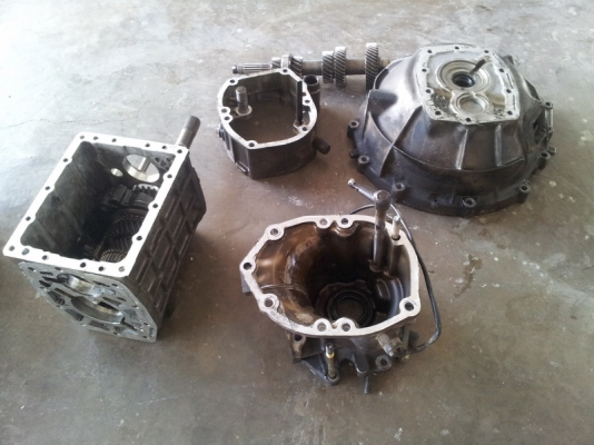 ขายเกียร์ฝาก+อะไหล่เกียร์หลัก Ford Ranger WLT 4x4