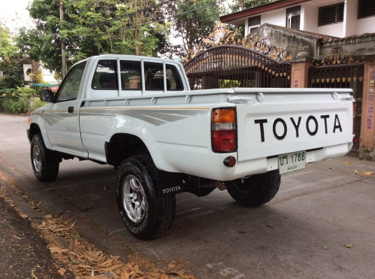 ขาย TOYOTA LN 106 4WD ขาย TOYOTA LN 106 4WD