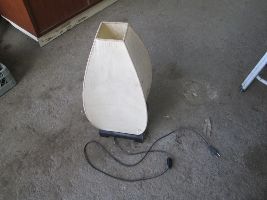 โคมไฟโบราณ  300บาทครับ