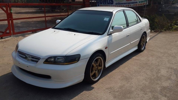 ขาย Honda accord โฉมงูเห่า เกียร์ออโต้ ชุดแต่งรอบคัน ราคา 138,000 บาท ++++++ ขาย Honda accord โฉมงูเห่า เกียร์ออโต้ ชุดแต่งรอบคัน ราคา 138,000 บาท ++++++