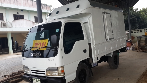 ขาย 4 ล้อ  ISUZU 100 แรง  ราคา 350000 ราคาต่อรองได้