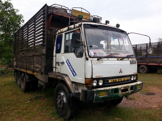 ขาย10ล้อ1เพลา MITSUBISHI FN517 เครื่อง 6D16 พ.เพาเวอร์ เบรกทิฟฟี่ 195แรง เครื่องดี แคชซีสวย สภาพพร้อมใช้งาน เอกสารพร้อมโอน สนใจโทร 090-8588220คุณนะ 093-3258446คุณบิวตี้ ID:narong498 หรือ www.truck.in.th/498 หรือfb:ณรงค์ ซื้อขายรถมือสอง (เว็บไซต์ส่วนตัว)