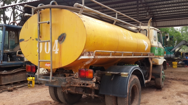 ขายด่วนรถน้ำหกล้อ HINOราคาไม่แพงโทร0843923995