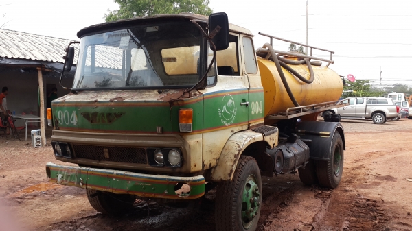 ขายด่วนรถน้ำหกล้อ HINOราคาไม่แพงโทร0843923995