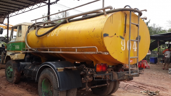 ขายด่วนรถน้ำหกล้อ HINOราคาไม่แพงโทร0843923995