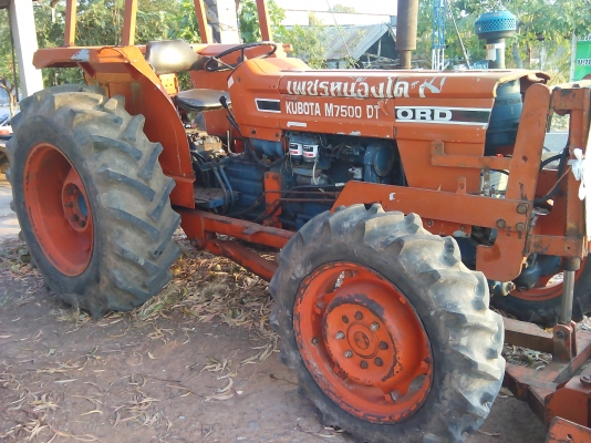ขายรถไถ KUBOTA M7500 DT 2เพลา 7500 แรง อุปกรณ์ ผานหน้าหลัง