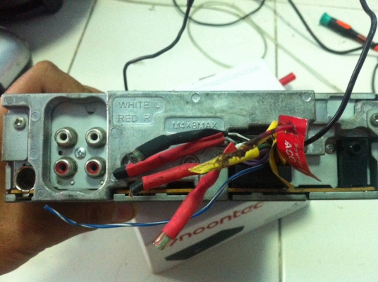 Pioneer DEH-3050UB MP3 USB AUX FMคลื่นไทย ปรีเอ้า2ชุด มือ2 สภาพสวย