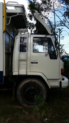 รถอีซูซุ 10 ล้อ หลังถนน FVM12M เปลื่ยนเครื่อง 195 แรงม้า. สนใจติดต่อ 081 - 6079515 รถอีซูซุ 10 ล้อ หลังถนน FVM12M เปลื่ยนเครื่อง 195 แรงม้า. สนใจติดต่อ 081 - 6079515