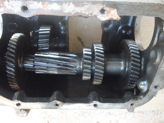 อะไหล่เกียร  isuzu75ต้องการชิ้นใหนโทรเลยครับ