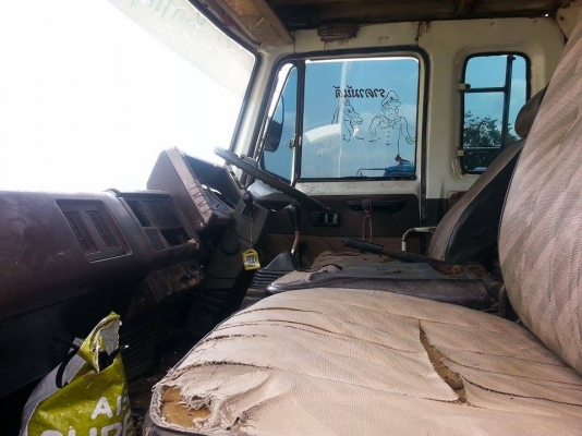 ขาย10ล้อ1เพลา ISUZU ROCKY 175แรง พ.เพาเวอร์ เบรกทิฟฟี่ เครื่องดี คัชซีสวย ยางดี ภายในสวย สภาพพร้อมใช้งาน เอกสารพร้อมโอน สนใจโทร 090-8588220คุณนะ 093-3258446คุณบิวตี้ ID:narong498 หรือ www.truck.in.th/498 หรือfb:ณรงค์ ซื้อขายรถมือสอง(เว็บไซต์ส่วนตัว)