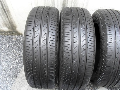 ขายยาง YOKOHAMA BluEarth ปี3113(1คู่) 215-60-16 ราคา 2,200