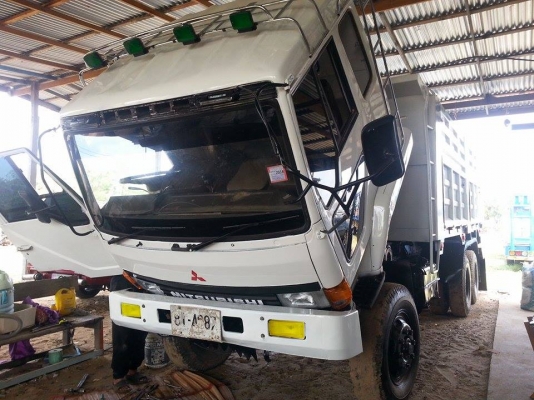 ขาย10ล้อ2เพลา ดั้มMITSUBISHI FN527M-TD เครื่อง6D16 195แรง พ.เพาเวอร์ เบรกทิฟฟี่ เครื่องดี คัชซีสวย ยางดี ภายในสวย แอร์เย็น สภาพพร้อมใช้งาน เอกสารพร้อมโอน สนใจโทร 090-8588220คุณนะ 093-3258446คุณบิวตี้ ID:narong498 หรือ www.truck.in.th/498 หรือfb:ณรงค์ ซื้อ