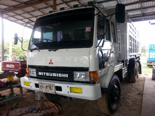 ขาย10ล้อ2เพลา ดั้มMITSUBISHI FN527M-TD เครื่อง6D16 195แรง พ.เพาเวอร์ เบรกทิฟฟี่ เครื่องดี คัชซีสวย ยางดี ภายในสวย แอร์เย็น สภาพพร้อมใช้งาน เอกสารพร้อมโอน สนใจโทร 090-8588220คุณนะ 093-3258446คุณบิวตี้ ID:narong498 หรือ www.truck.in.th/498 หรือfb:ณรงค์ ซื้อ