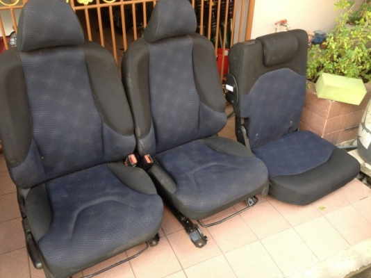 เบาะ HONDA JAZZ 08-13หน้าหลังครบชุดของเก่าญี่ปุ่นสภาพสวยไม่มีขาด