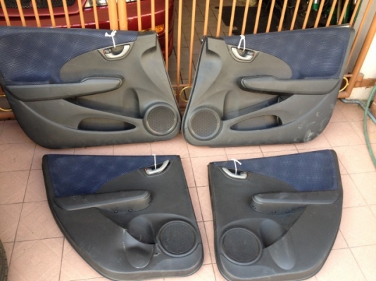 เเผงประตู JAZZ 08-13ครบชุด4บานสวิตกระจกไฟฟ้าครบของเก่าญี่ปุ่นสภาพดี