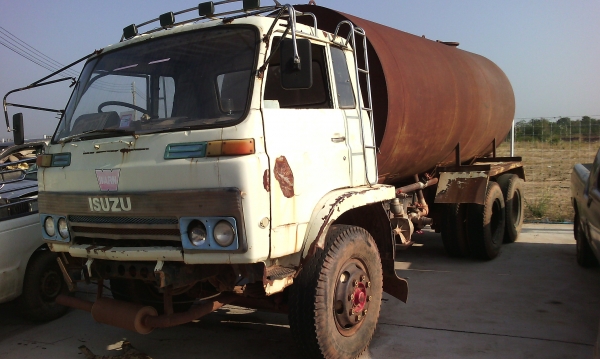 ขายด่วนรถสิบล้อJCMเครือง175แรง2เพลาบรรทุกนํ้า15000ลิตร