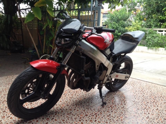 จัดไป35000.- CBR250 สี่สูบ แต่งสตั้น จัดไป35000.- CBR250 สี่สูบ แต่งสตั้น