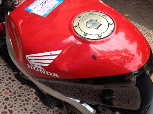 จัดไป35000.- CBR250 สี่สูบ แต่งสตั้น จัดไป35000.- CBR250 สี่สูบ แต่งสตั้น