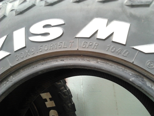 ขายยาง maxxis M/T Bighorn 764 30X9.5R15 ปี2010