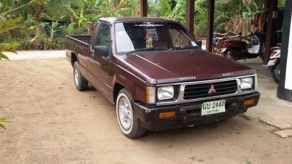 ขายรถพร้อมใช้งาน  เเอร์เย็น  พวงมาลัยเพาเวอร์   ล้อเเม็ค  ยางดีพอด้าย  ซีดีเพลงเพราะ