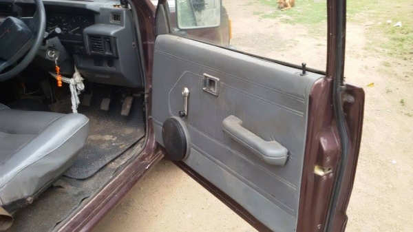 ขายรถพร้อมใช้งาน  เเอร์เย็น  พวงมาลัยเพาเวอร์   ล้อเเม็ค  ยางดีพอด้าย  ซีดีเพลงเพราะ