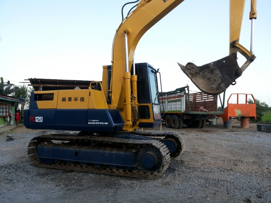 ขายรถแบคโคร สภาพเดิมๆ