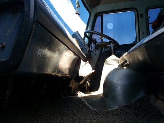 รถอีซูซุ 10 ล้อดั้ม FXZ 240 แรงม้า. ปี 39  ( นางฟ้าแท้. )    สนใจติดต่อ  081 - 6079515