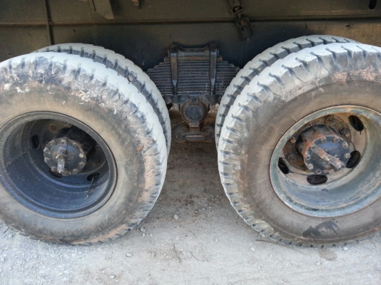 รถอีซูซุ 10 ล้อดั้ม FXZ 240 แรงม้า. ปี 39  ( นางฟ้าแท้. )    สนใจติดต่อ  081 - 6079515