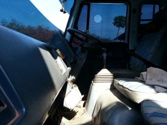 รถอีซูซุ 10 ล้อดั้ม FXZ 240 แรงม้า. ปี 39  ( นางฟ้าแท้. )    สนใจติดต่อ  081 - 6079515