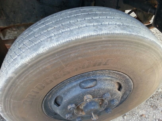 รถอีซูซุ 10 ล้อดั้ม FXZ 240 แรงม้า. ปี 39  ( นางฟ้าแท้. )    สนใจติดต่อ  081 - 6079515