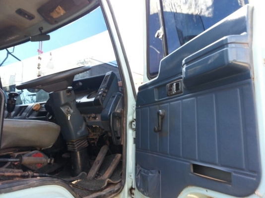 รถอีซูซุ 10 ล้อดั้ม FXZ 240 แรงม้า. ปี 39  ( นางฟ้าแท้. )    สนใจติดต่อ  081 - 6079515