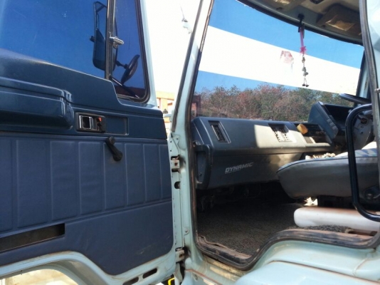 รถอีซูซุ 10 ล้อดั้ม FXZ 240 แรงม้า. ปี 39  ( นางฟ้าแท้. )    สนใจติดต่อ  081 - 6079515