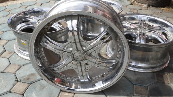 RPM โครเมี่ยม ขอบ 18 6รู กว้าง 8 ออฟ 20